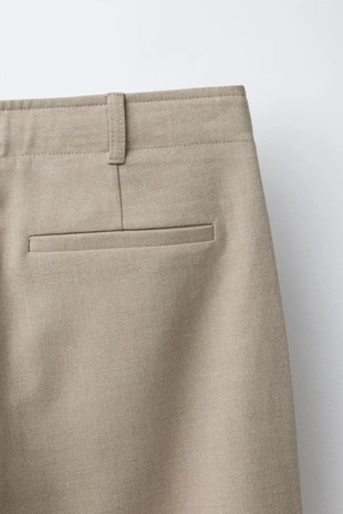 Брюки классические на пуговице