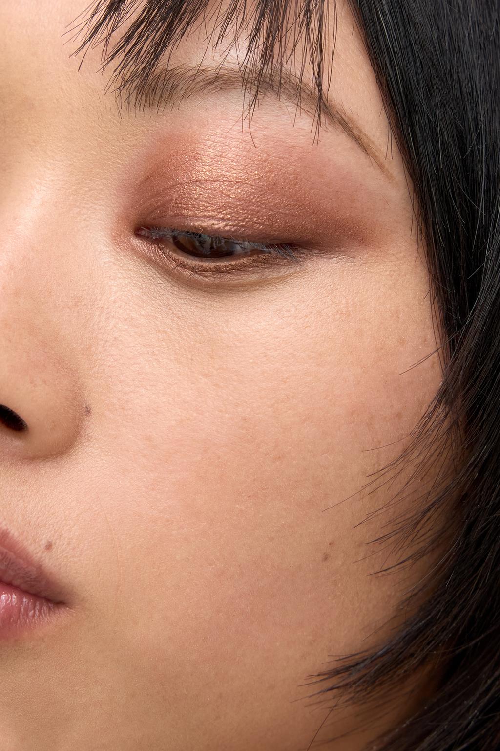 Тени для век eyedream eyeshadow stick