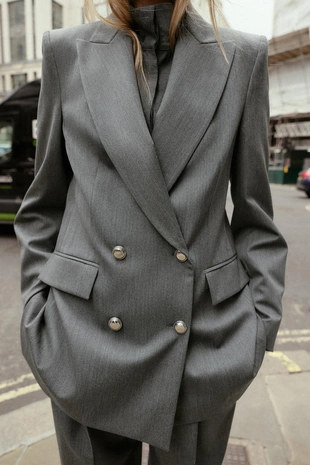 Двубортный блейзер- Заказать в России