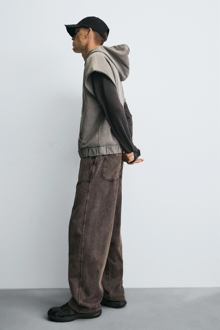 Джоггеры в свободном крое с эффектом потертости