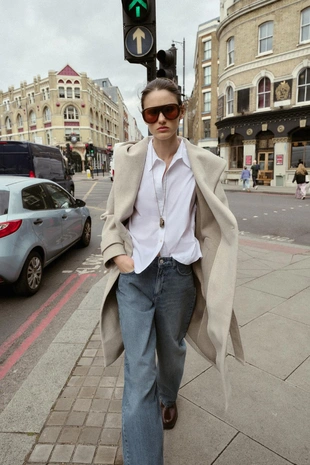 Мягкое пальто с капюшоном- Заказать в России