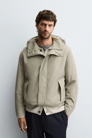 Парка с полиуретановым покрытием и капюшоном- Заказать в России