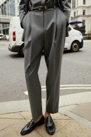 Брюки с ремнем- Заказать в России