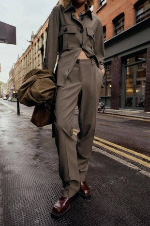 Брюки прямого кроя с декоративной строчкой- Заказать в России