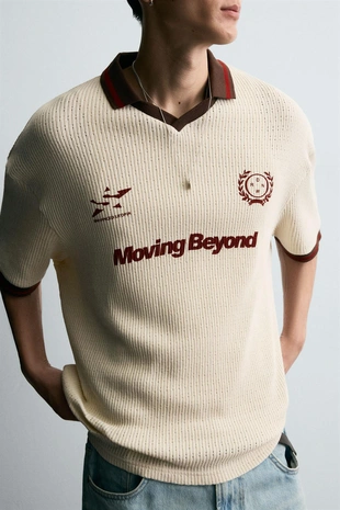 Поло в стиле ретро футбол, ткань структурной вязки- Заказать в России