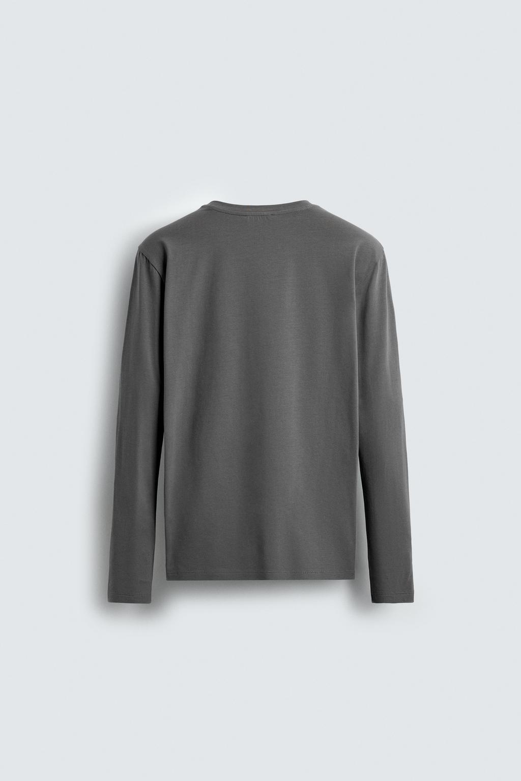 БАЗОВАЯ ФУТБОЛКА SLIM FIT