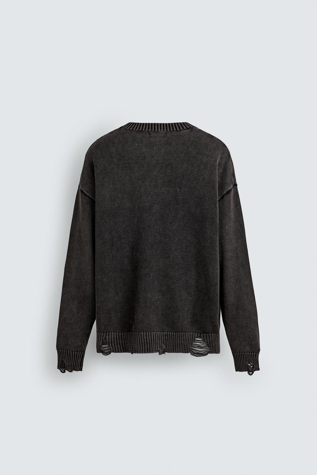 REVERSIBLE SWEATER WITH RIPPED EFFECT