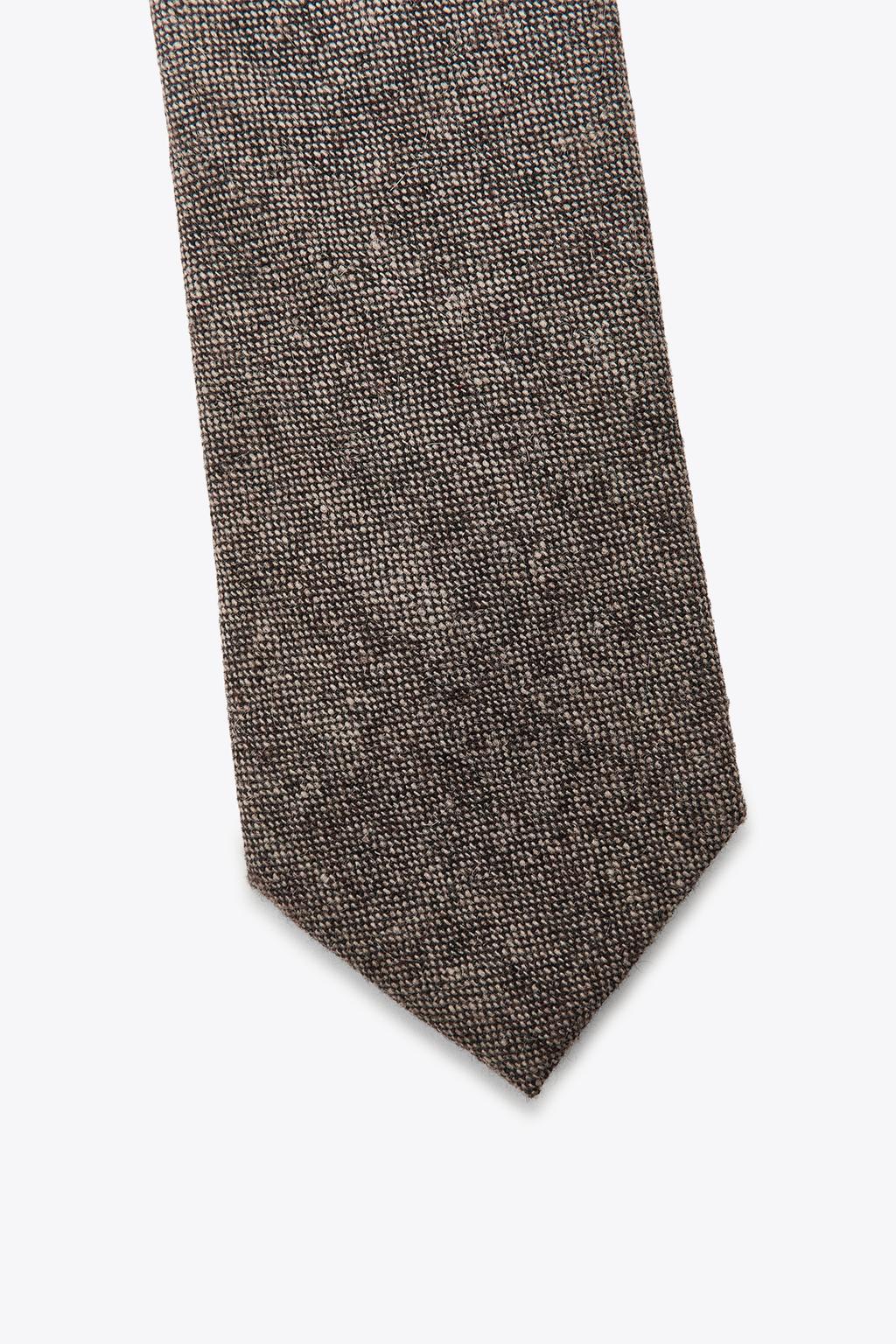 CORBATA ESTRUCTURA CON LANA