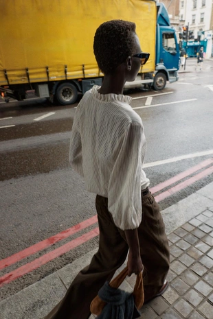 Рубашка в полоску с воланами- Заказать в России