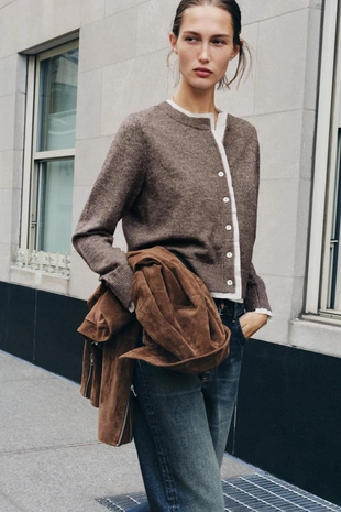 Кардиган со ставками из контрастной ткани- Заказать в России