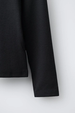 Однотонная футболка с модалом