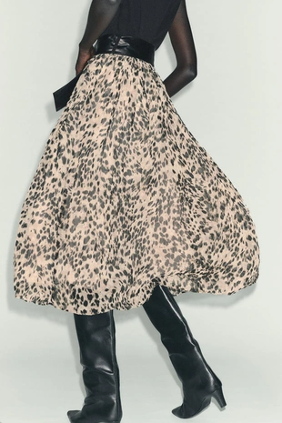 Комбинированное платье миди с анималистическим принтом и ремнем- Заказать в России