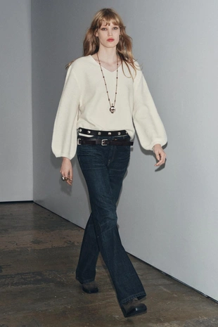 Свитер с объемными рукавами из шерсти- Заказать в России