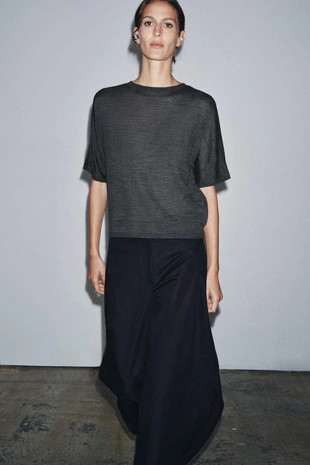 Топ из шерсти с короткими рукавами- Заказать в России