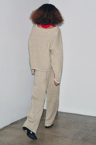 Толстовка в стиле рустик с V-образным вырезом- Заказать в России