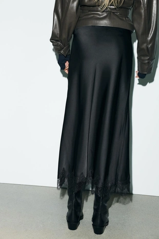 Атласная юбка миди с кружевом- Заказать в России