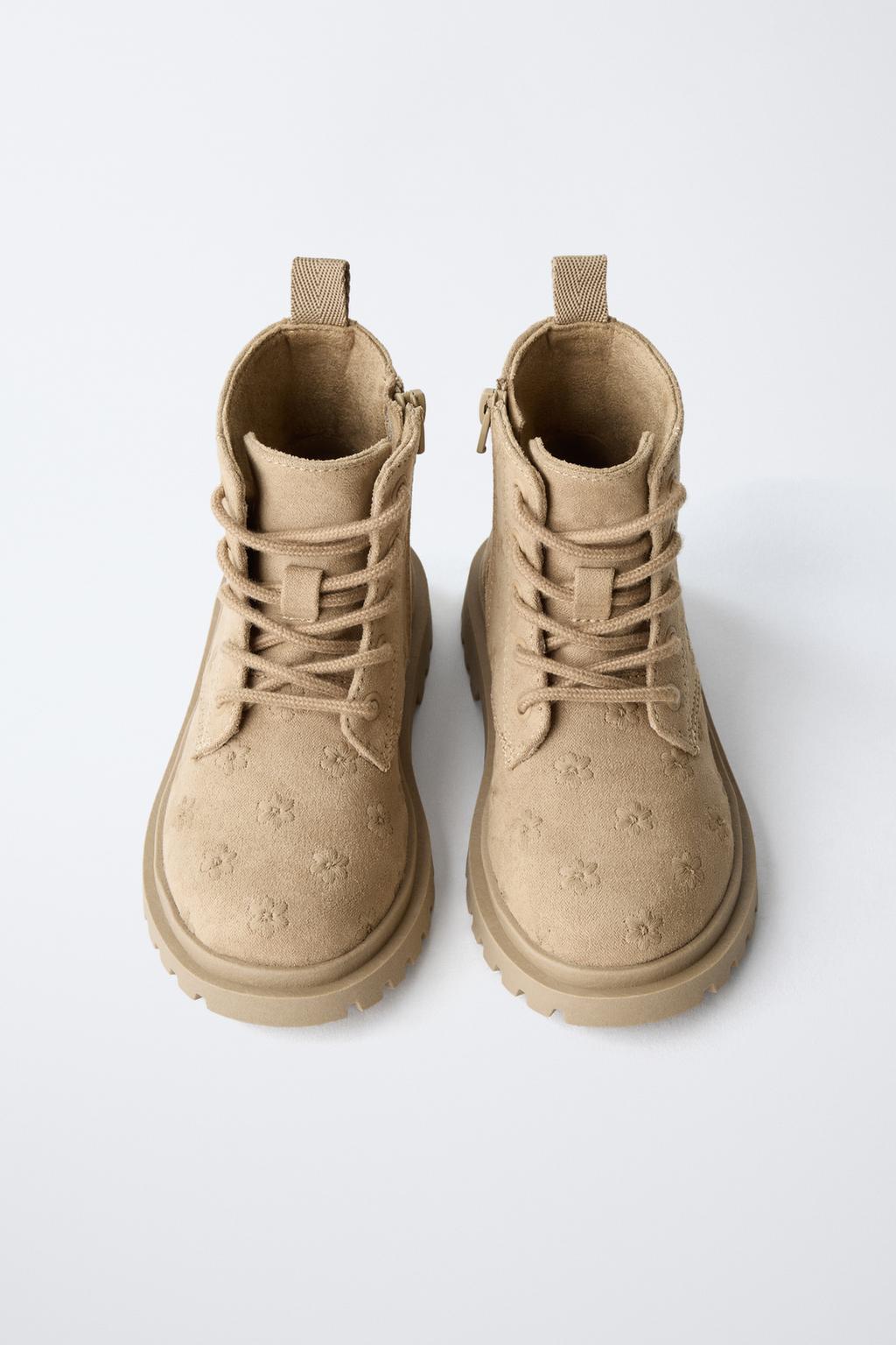 БОТИНКИ С ЦВЕТАМИ