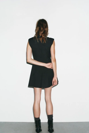 Платье с объемом на коротко- Заказать в России