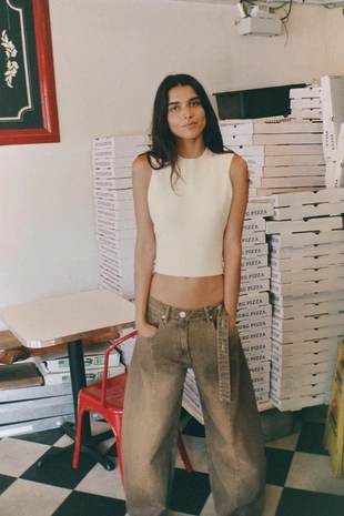 Топ из трикотажа без рукавов- Заказать в России