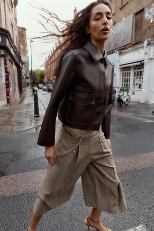 Короткая куртка из искусственной кожи- Заказать в России