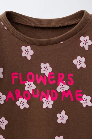 Футболка с принтом и надписью