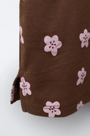 Футболка с принтом и надписью