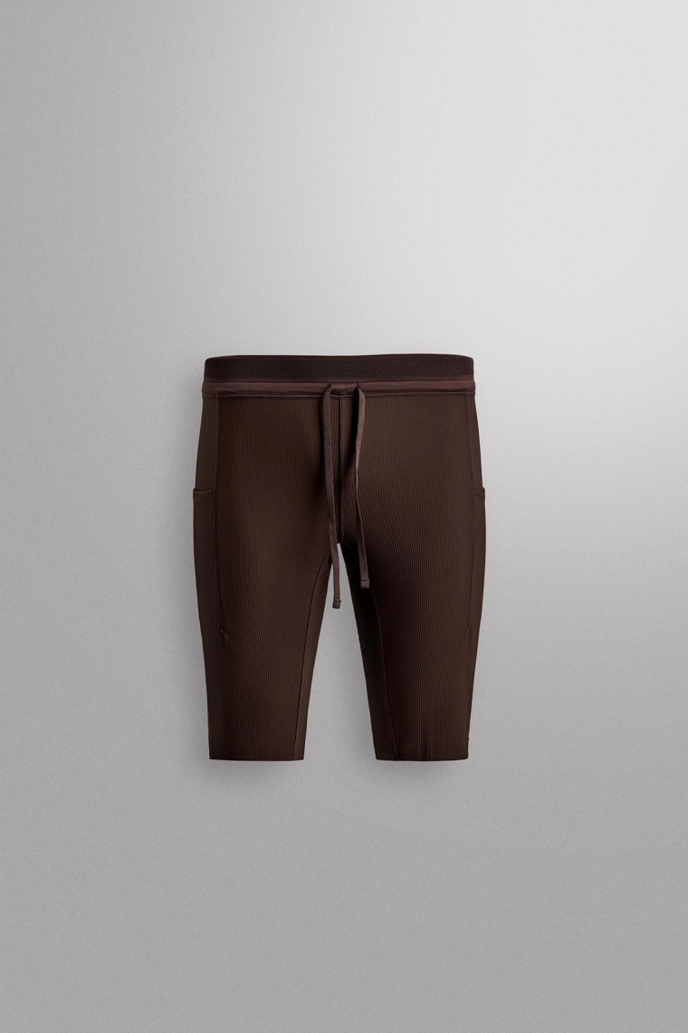 Леггинсы с фактурным эффектом и эффектом коррекции фигуры