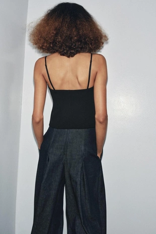 Топ с вырезом сердечком- Заказать в России