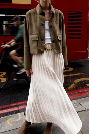 Плиссированная юбка-миди под замшу с поясом- Заказать в России