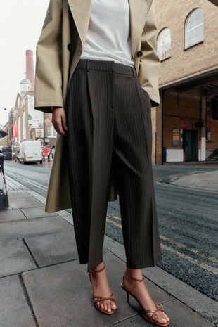 Брюки CARROT FIT с защипами- Заказать в России