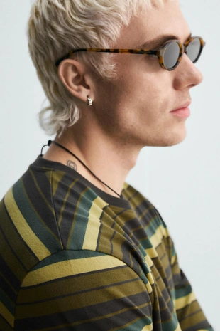 Жаккардовая футболка в полоску- Заказать в России