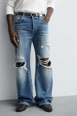Джинсы RELAXED FIT с разрезами- Заказать в России