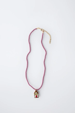 Ожерелье-шнурок с керамическим домиком- Заказать в России