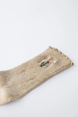 Носки с вязаными вышитыми цветами- Заказать в России