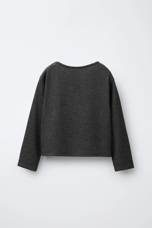 Майка в рубчик с заклепками- Заказать в России