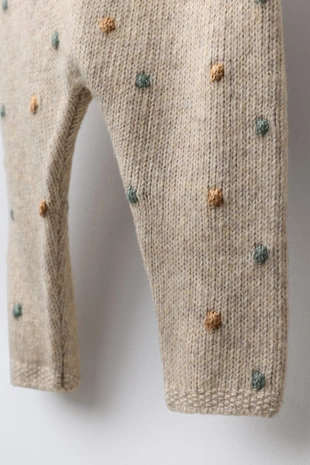 Трикотажные брюки с шариками- Заказать в России