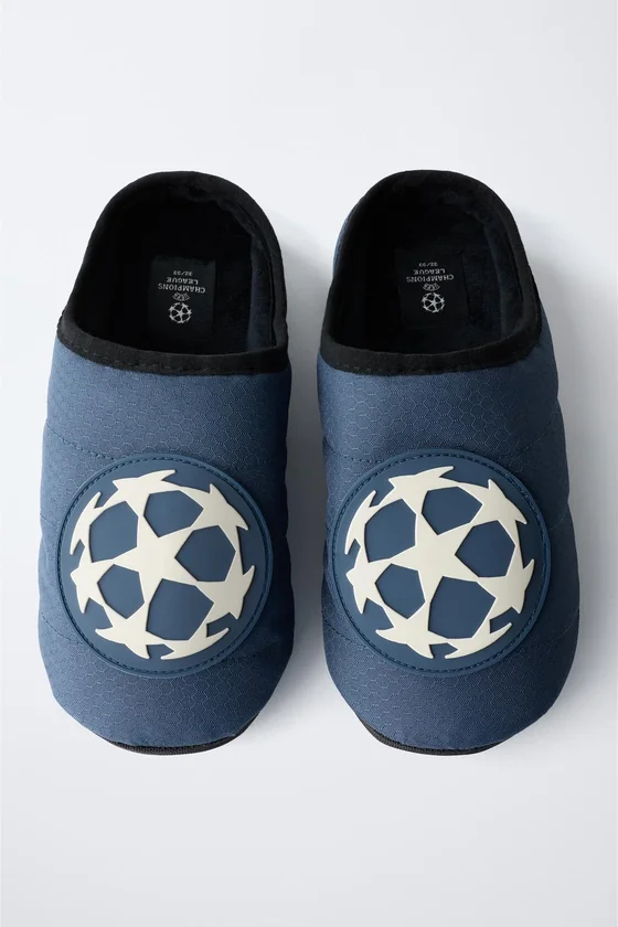 ДОМАШНИЕ ТАПОЧКИ UEFA CHAMPIONS LEAGUE ®