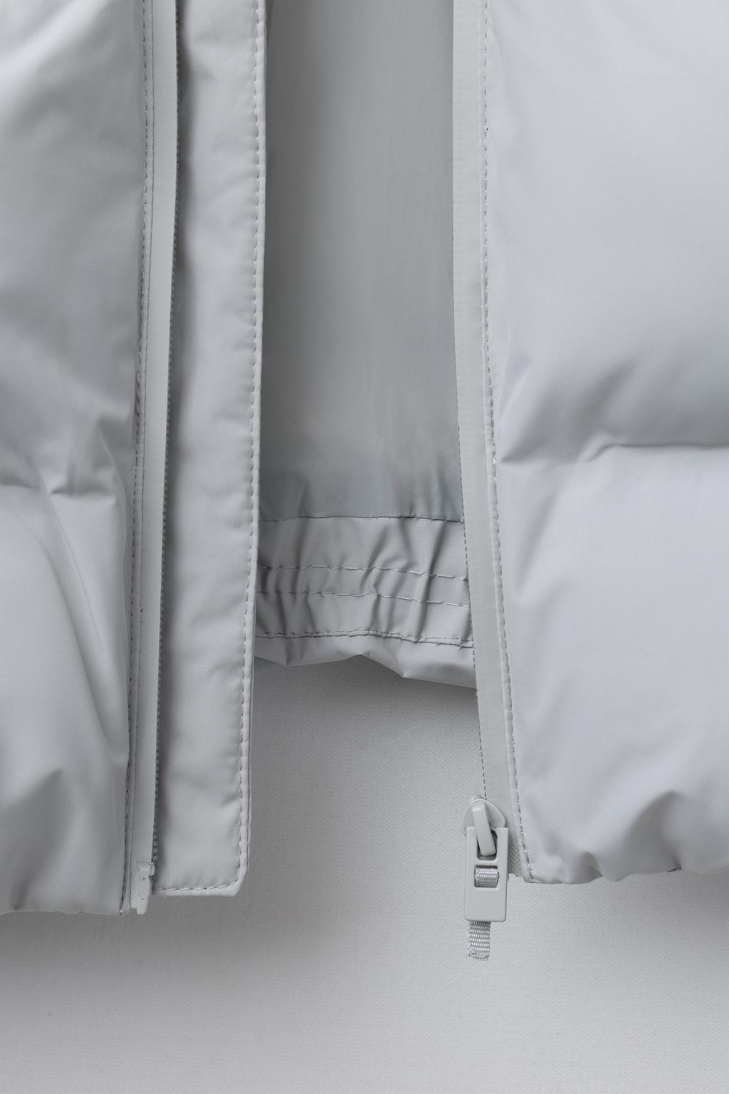 СТЕГАНЫЙ ПАЛЬТО С НАШИВКОЙ WATER REPELLENT