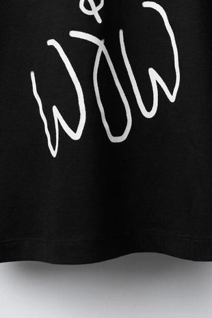 Футболка с текстом граффити