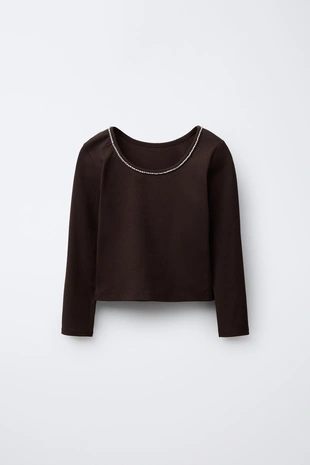 Топ в рубчик со стразами