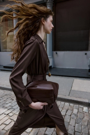 Платье миди с запахом и поясом- Заказать в России