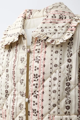 Стеганая куртка с принтом- Заказать в России