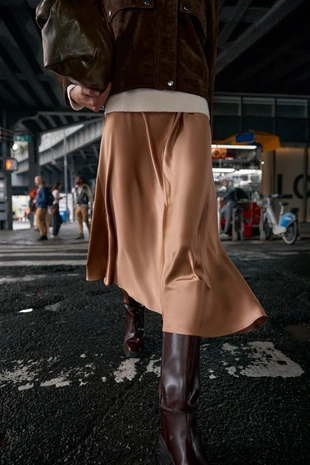 Атласная юбка миди- Заказать в России