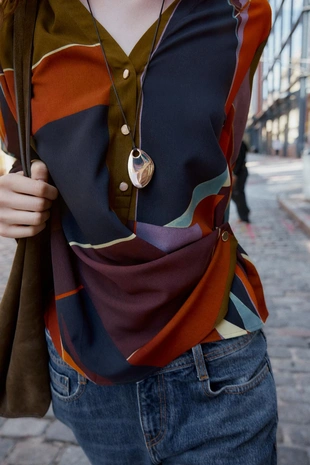 Рубашка с принтом и запахом- Заказать в России