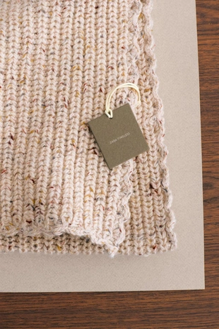 ZARA TIMELESS - плед с пуговицами из шерсти- Заказать в России