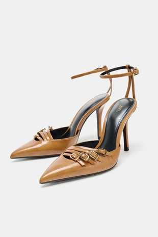 Туфли на каблуке с пряжками- Заказать в России