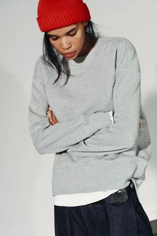 Комбинированная толстовка из мягкой ткани- Заказать в России