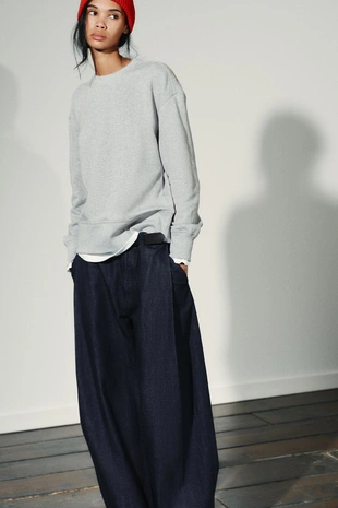 Комбинированная толстовка из мягкой ткани- Заказать в России