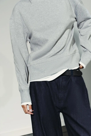 Комбинированная толстовка из мягкой ткани- Заказать в России