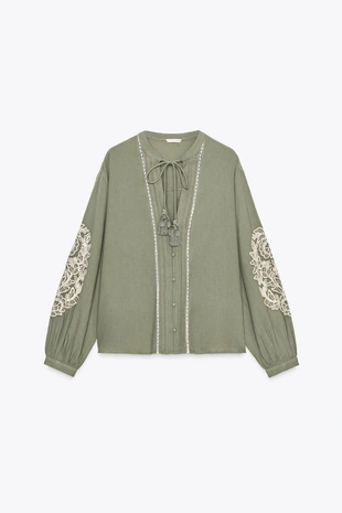Блуза с контрастной вышивкой- Заказать в России